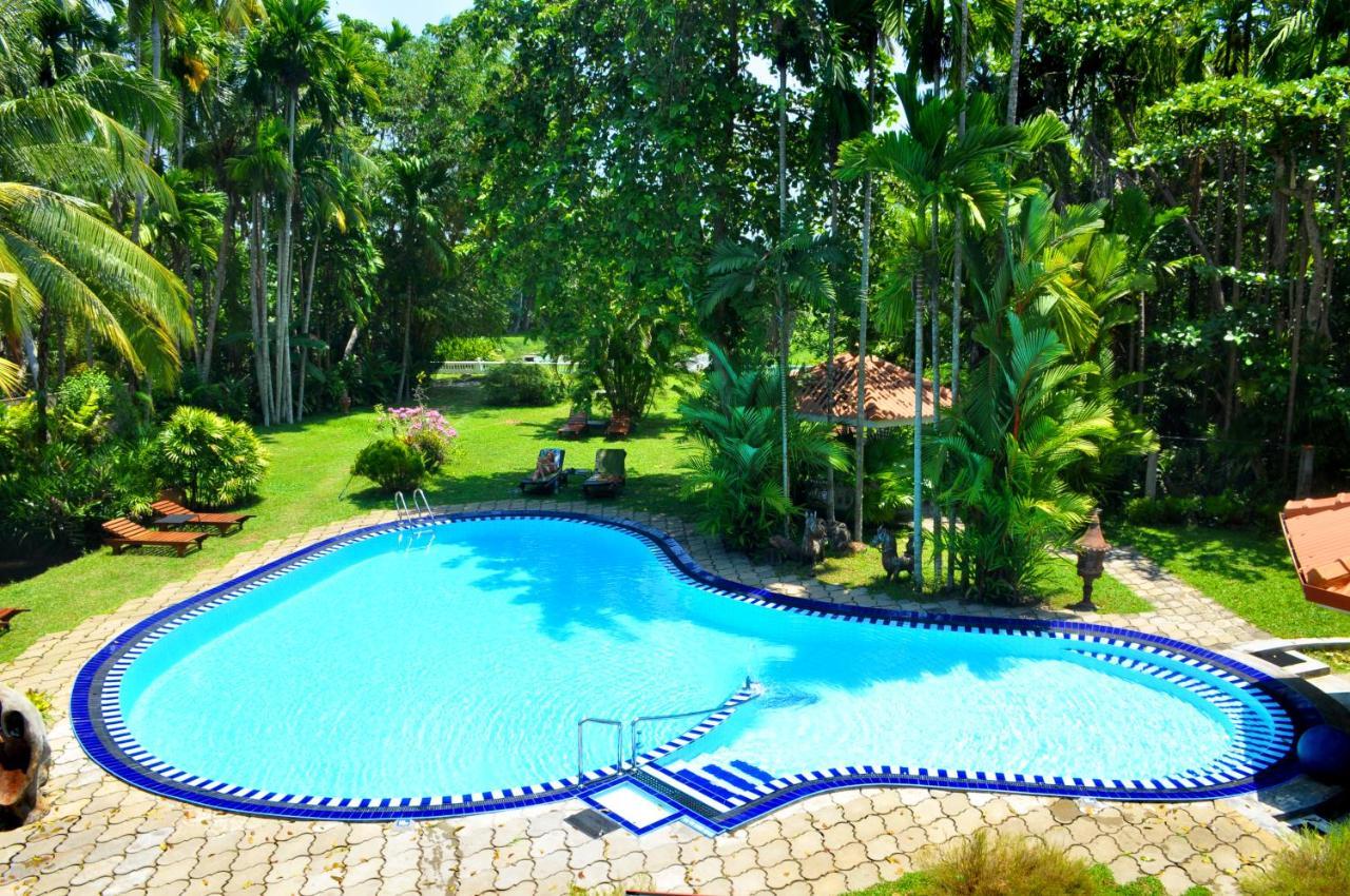 Ayubowan Swiss Lanka Bungalow Resort Бентота Экстерьер фото
