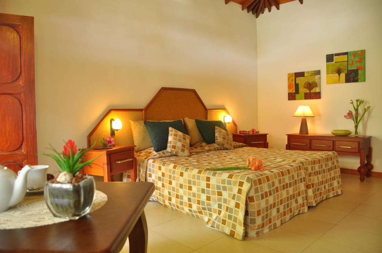 Ayubowan Swiss Lanka Bungalow Resort Бентота Экстерьер фото
