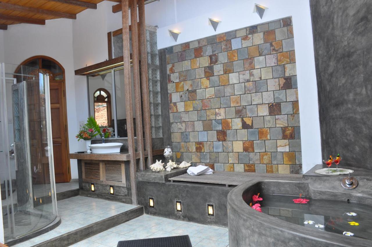 Ayubowan Swiss Lanka Bungalow Resort Бентота Экстерьер фото